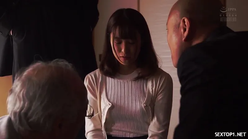 Thiên thần nhỏ bán thân giúp bố xóa nợ giang hồ